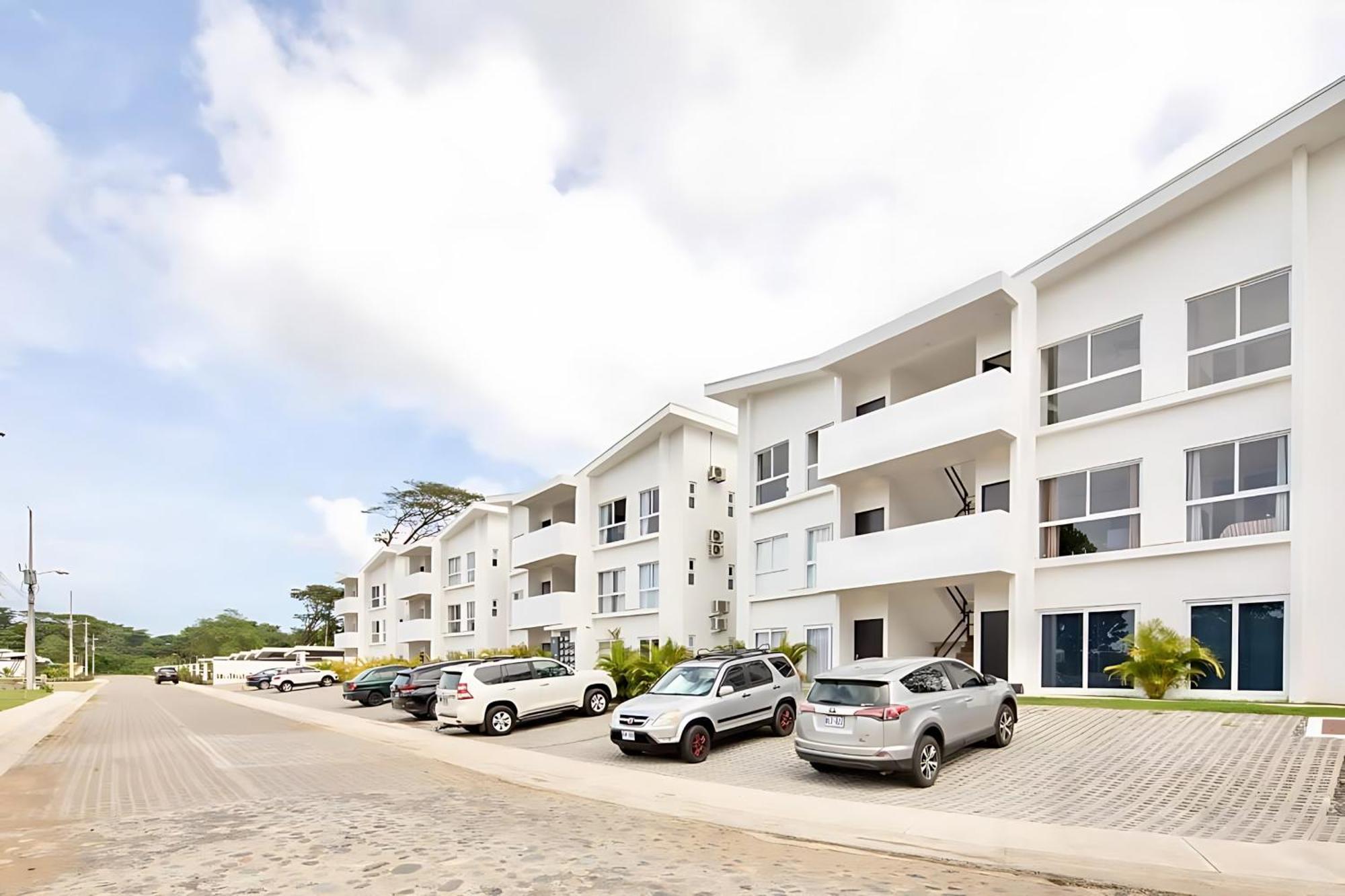 Modern 2Br Condo - Minutes From Jaco Beach - Prime Location Екстериор снимка