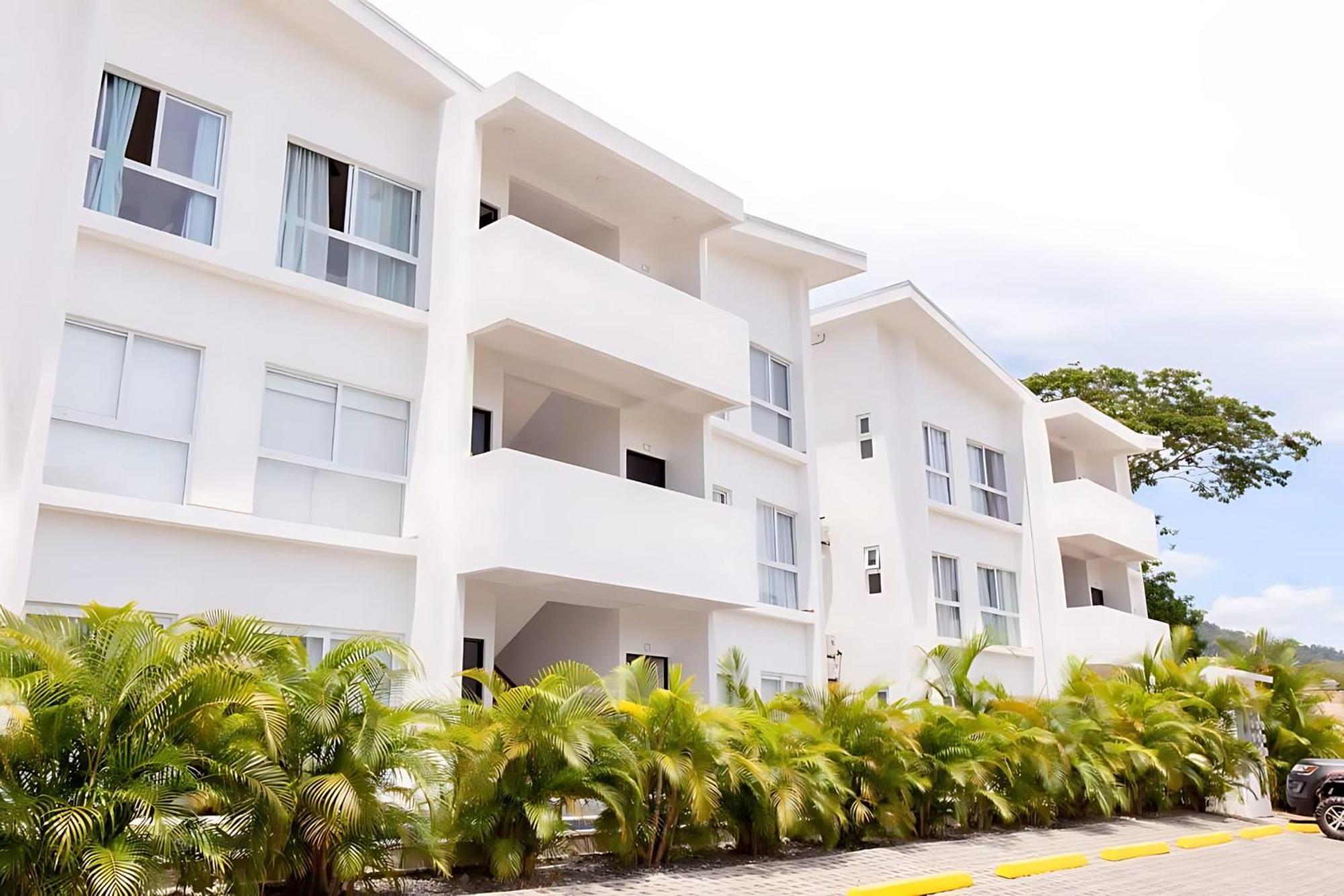 Modern 2Br Condo - Minutes From Jaco Beach - Prime Location Екстериор снимка
